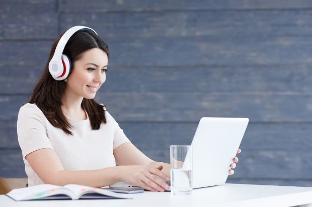 Turn Business Messages Into Visual Avatars